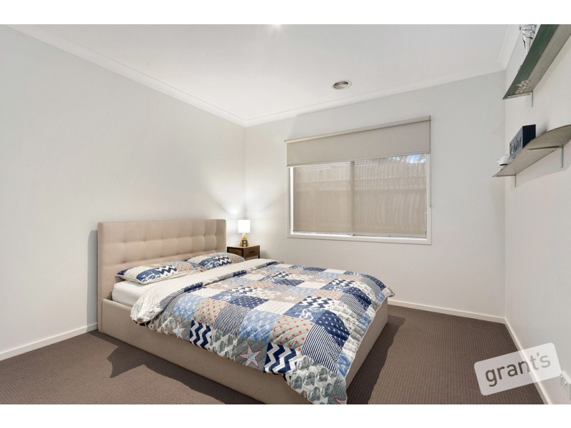 3 Lauradan Avenue, Berwick VIC 3806