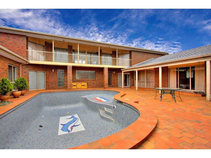 58 Halcyon Way, Narre Warren South VIC 3805