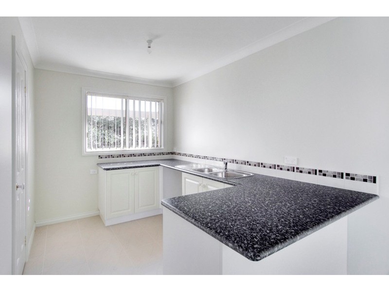 42 Garnet Close, Narre Warren VIC 3805