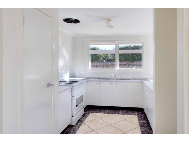 42 Garnet Close, Narre Warren VIC 3805