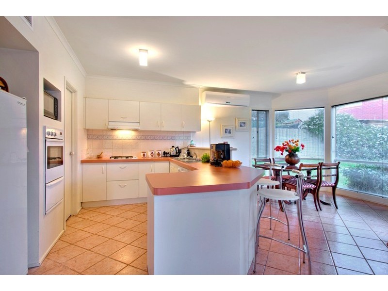 2 Gull Way, Narre Warren South VIC 3805