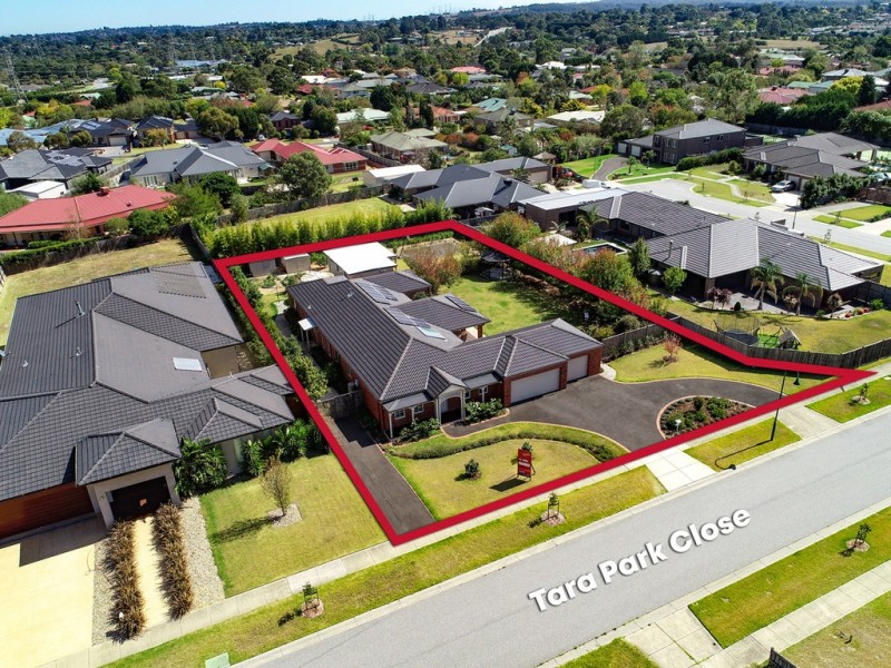 8 Tara Park Close, Narre Warren North VIC 3804