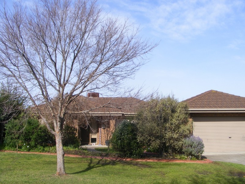 15 Justin Court, Narre Warren VIC 3805