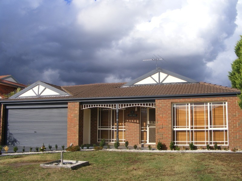 12 Badger Court, Narre Warren VIC 3805