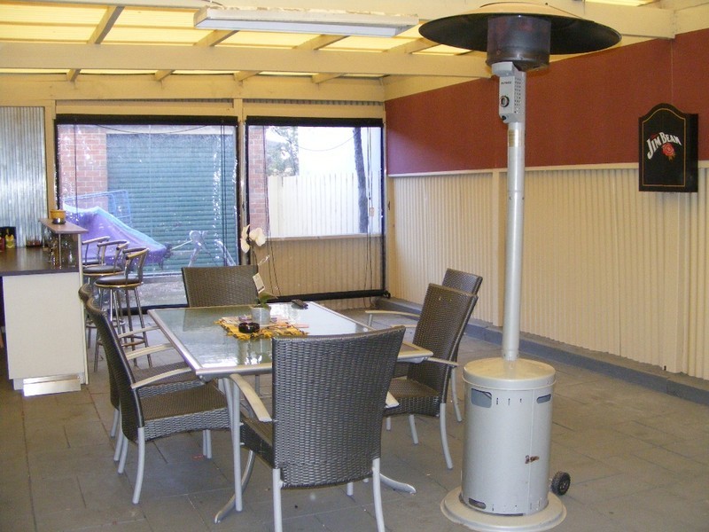 12 Badger Court, Narre Warren VIC 3805