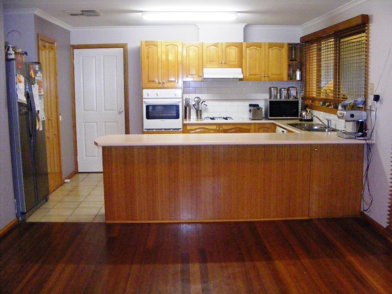 12 Badger Court, Narre Warren VIC 3805