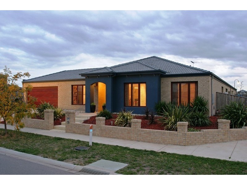 5 Golden Grove Drive, Narre Warren South VIC 3805