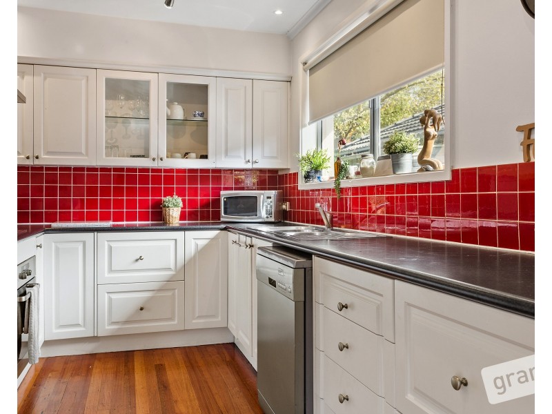 13 Campbell Parade, Cranbourne VIC 3977