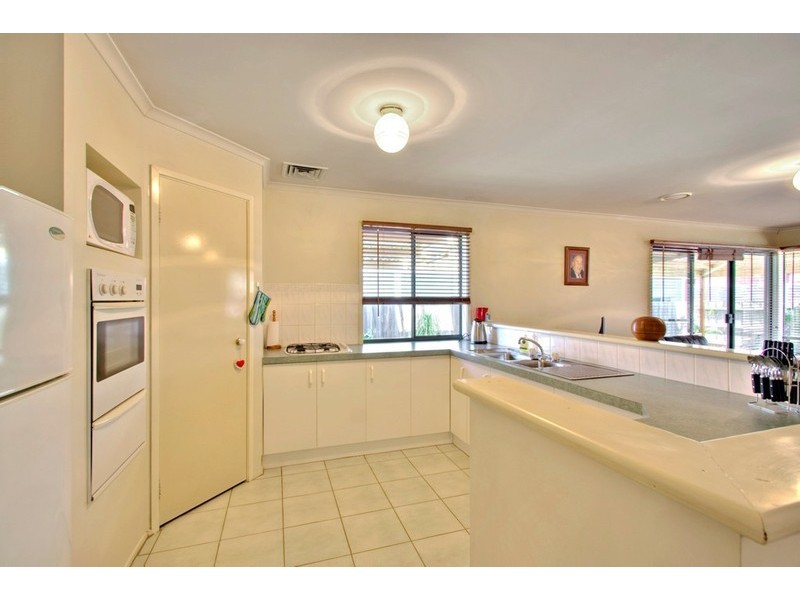 11 Pelican Court, Narre Warren South VIC 3805