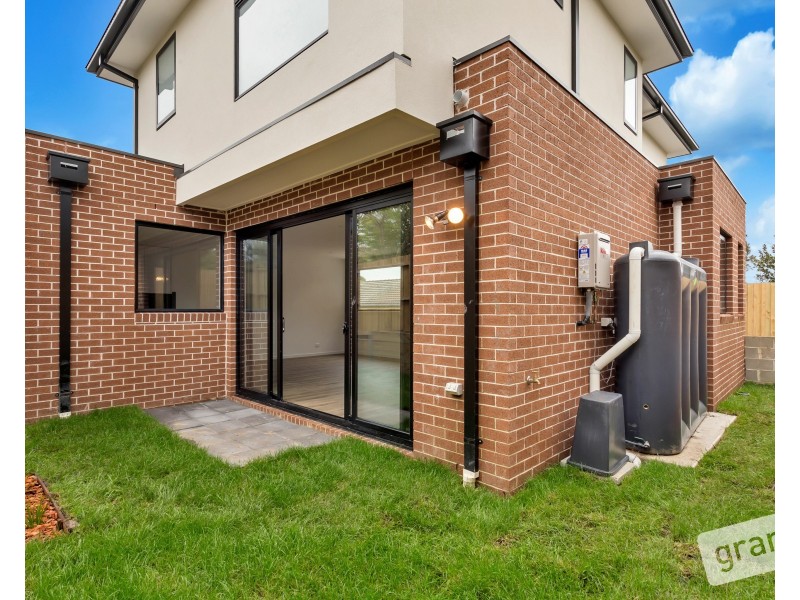 1,2 & 3/18 Dunkinson Street, Narre Warren VIC 3805