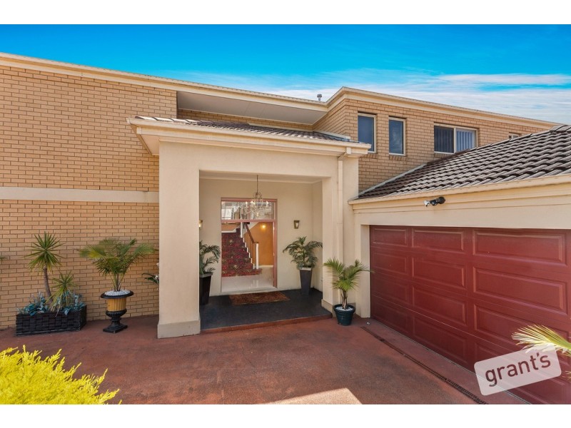 4 Bickerton Court, Hampton Park VIC 3976