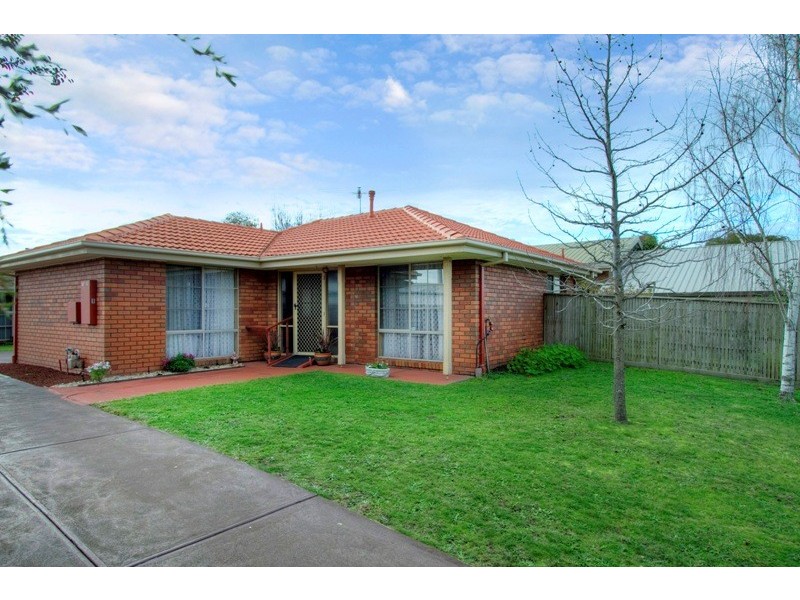 Unit 1/1 Garryowen Crescent, Narre Warren VIC 3805