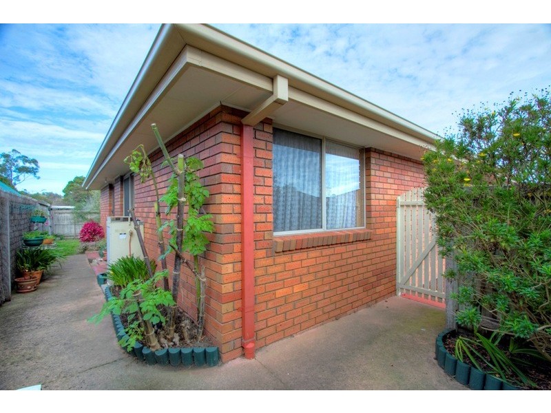 Unit 1/1 Garryowen Crescent, Narre Warren VIC 3805