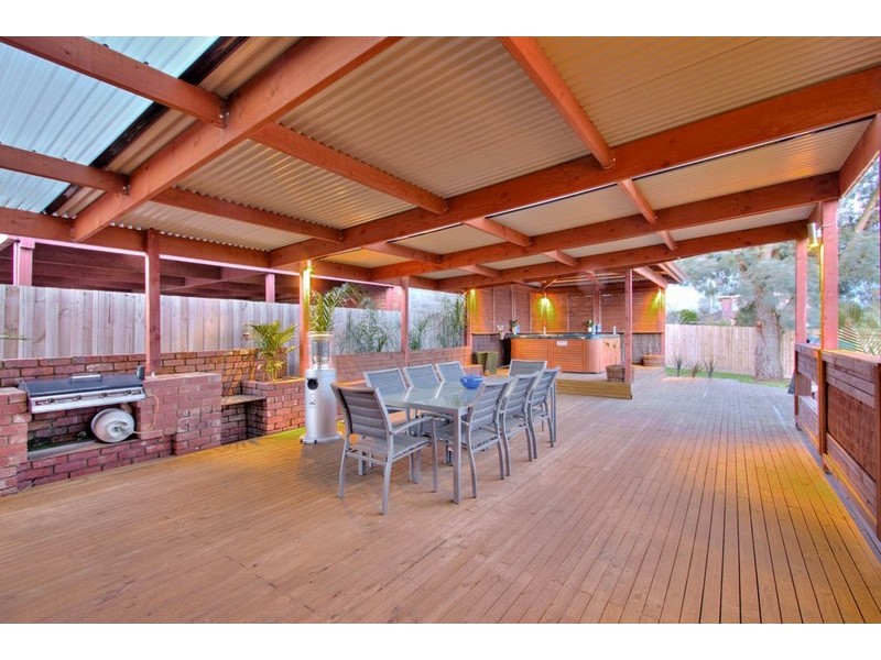 20 Kays Avenue, Hallam VIC 3803