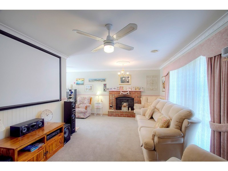 2 Claire Court, Narre Warren VIC 3805
