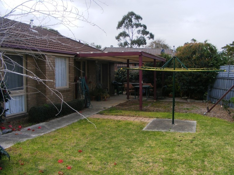 22 Greenacre Crescent, Narre Warren VIC 3805