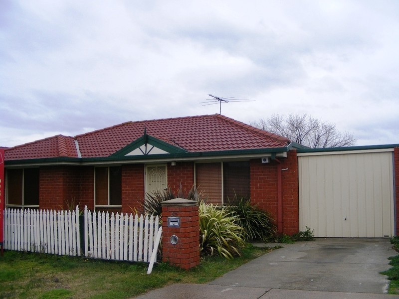 22 Eclipse Court, Hampton Park VIC 3976