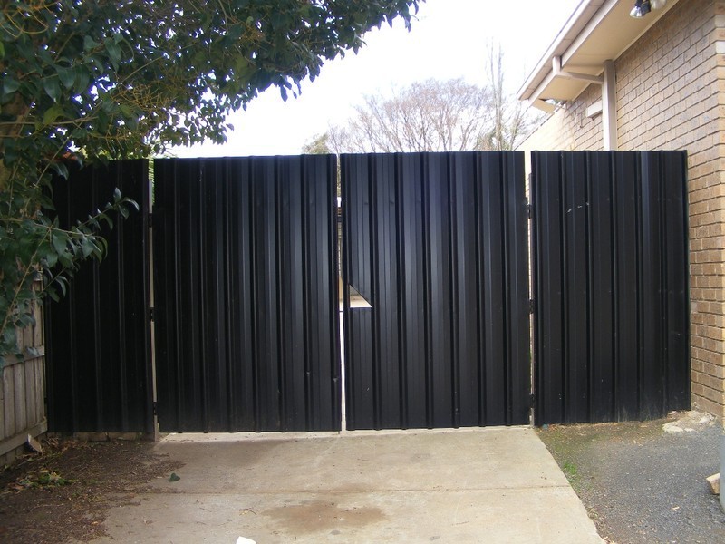 82 Saxonwood Drive, Narre Warren VIC 3805