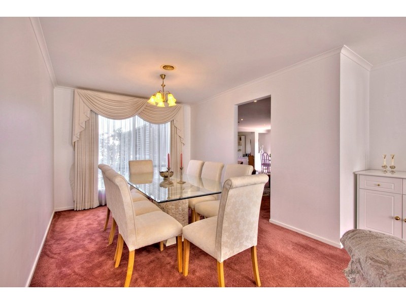 1 Eleanore Crescent, Hallam VIC 3803