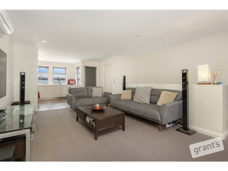 10/302 Golf Links Road, Narre Warren VIC 3805