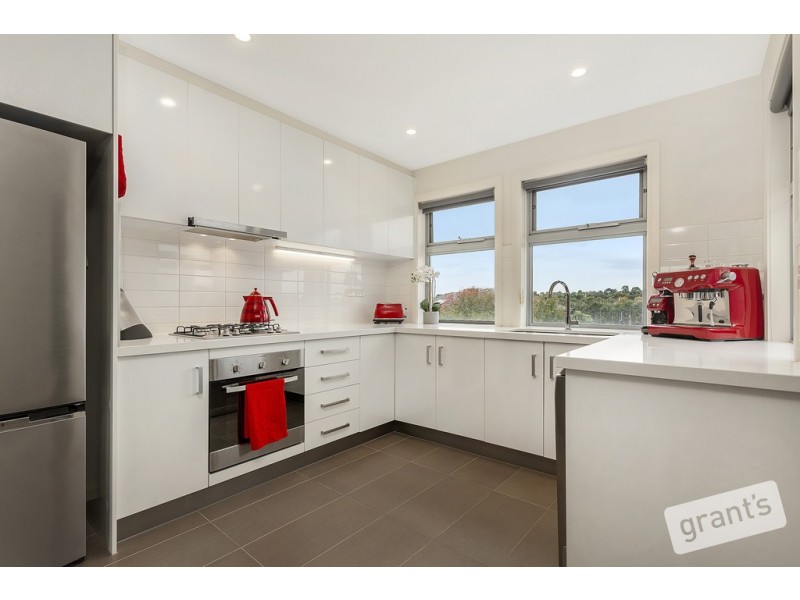 10/302 Golf Links Road, Narre Warren VIC 3805