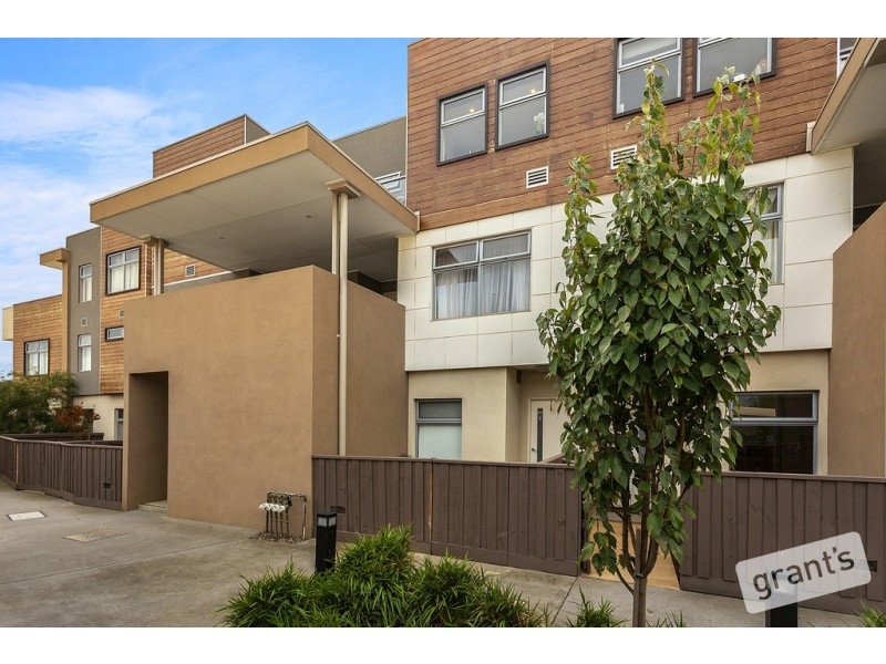 10/302 Golf Links Road, Narre Warren VIC 3805