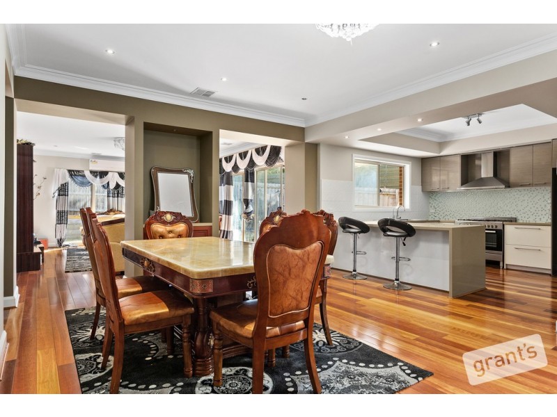 74 Loxley Boulevard, Narre Warren South VIC 3805