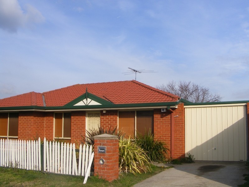 22 Eclipse Court, Hampton Park VIC 3976