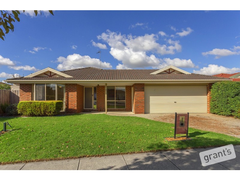 4 Seebeck Drive, Narre Warren South VIC 3805