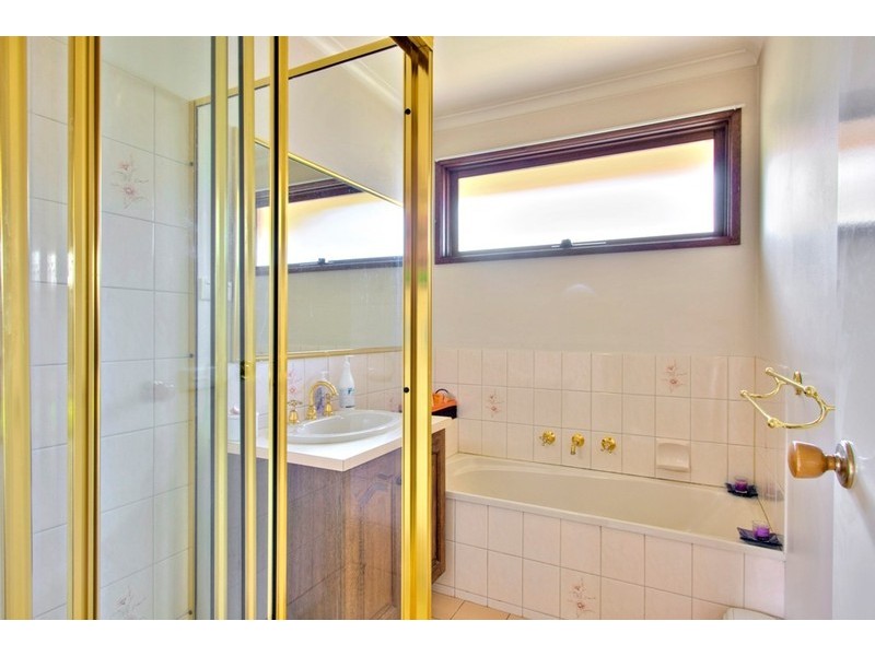 2 Pamela Court, Narre Warren VIC 3805