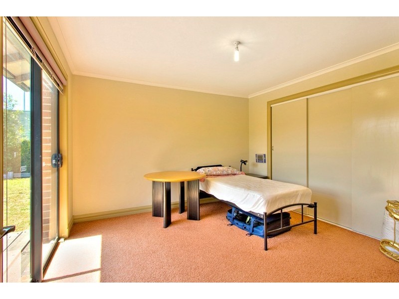 37 Sallybrook Circuit, Narre Warren VIC 3805