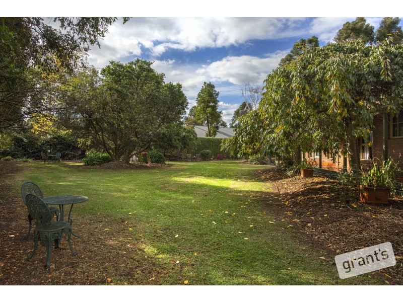 56 Memorial Drive, Narre Warren North VIC 3804