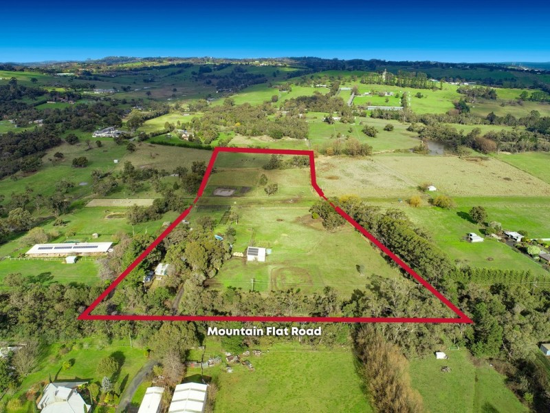 4 Mountain Flat Road, Narre Warren East VIC 3804