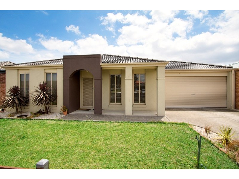 26 Sallybrook Circuit, Narre Warren VIC 3805
