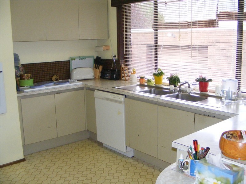 4 Cloverset Avenue, Narre Warren VIC 3805