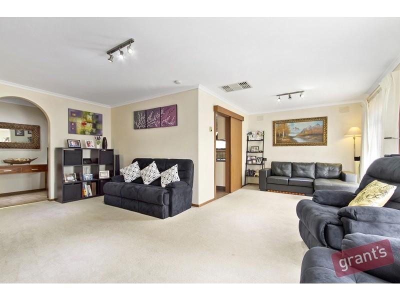 25 Gibson Street, Hallam VIC 3803