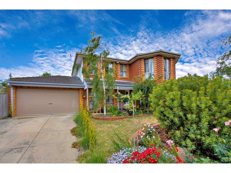 5 Deanswood Way, Narre Warren VIC 3805