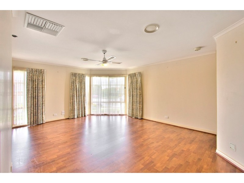 20 Cottswold Avenue, Narre Warren VIC 3805