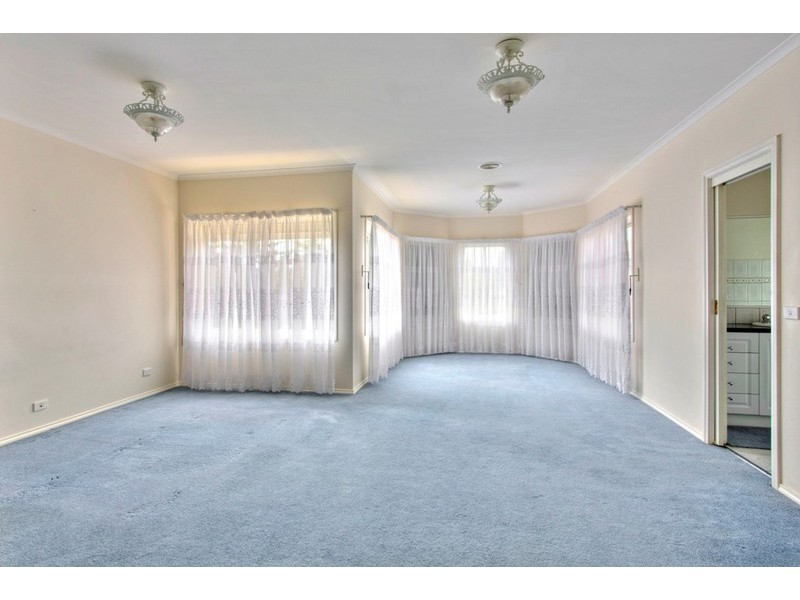 50 Springfield Drive, Narre Warren VIC 3805