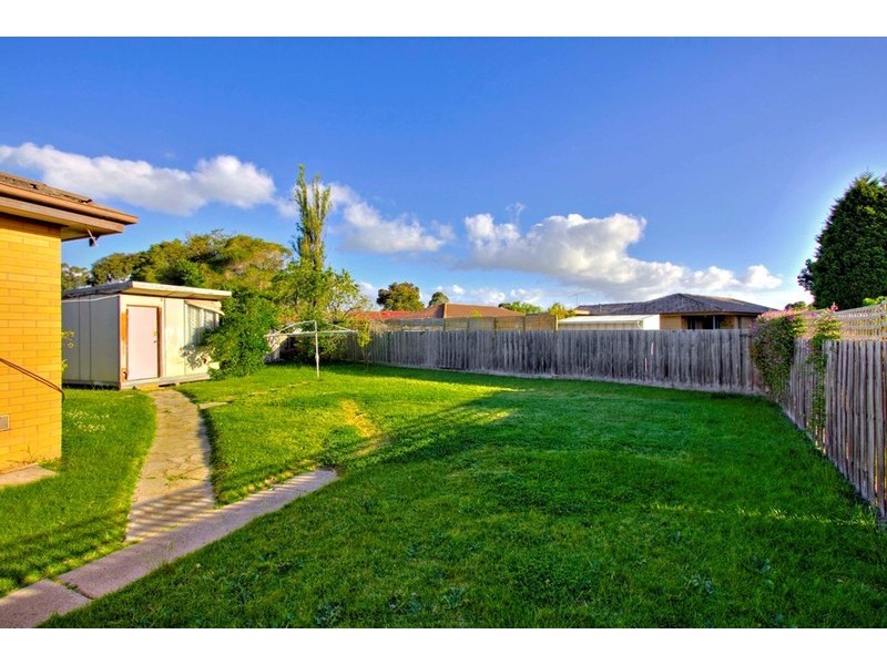 6 Plover Court, Endeavour Hills VIC 3802
