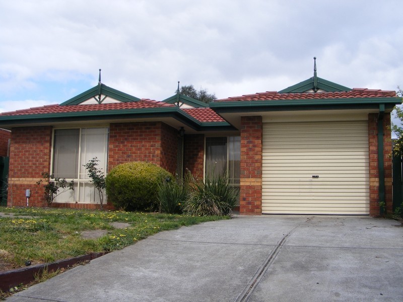 12 Riddleston Court, Narre Warren South VIC 3805