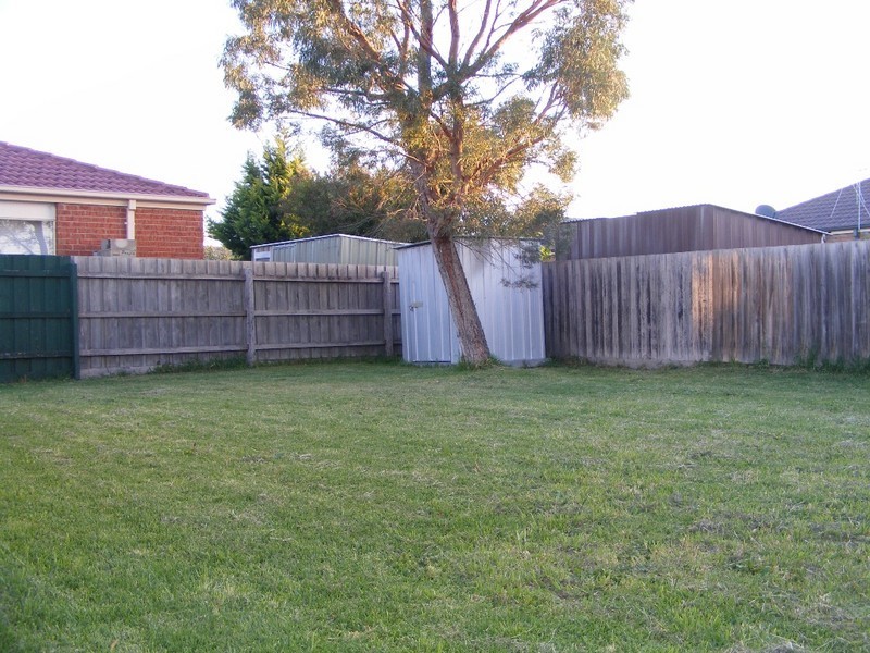 12 Riddleston Court, Narre Warren South VIC 3805