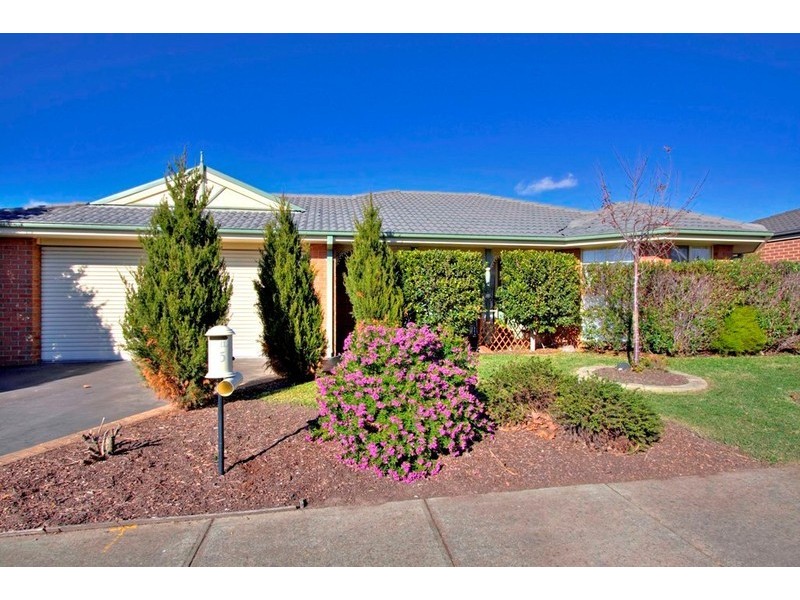 55 Robinswood Parade, Narre Warren South VIC 3805