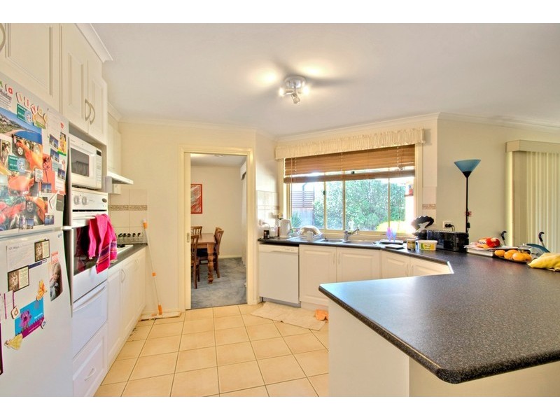 55 Robinswood Parade, Narre Warren South VIC 3805