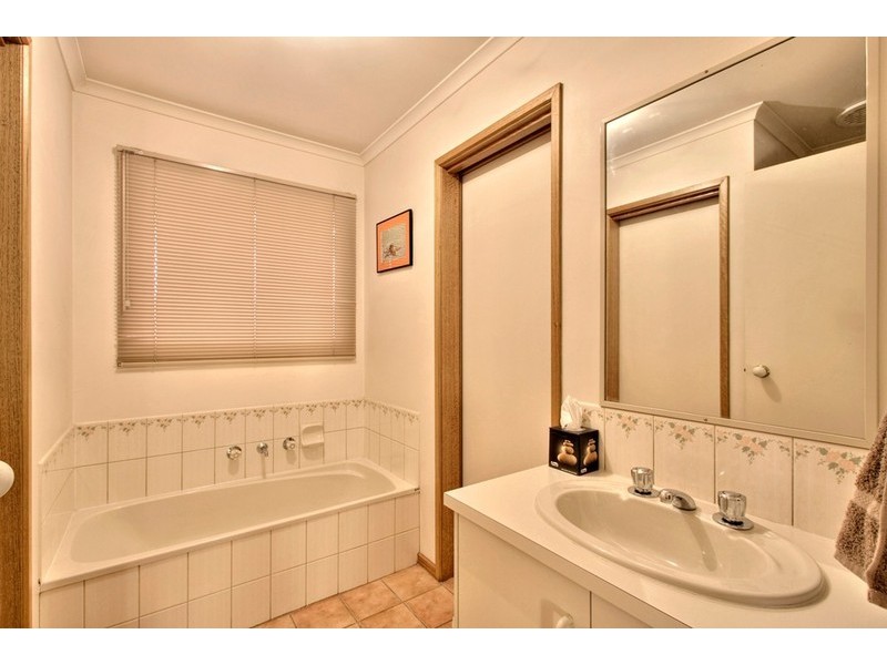 45 Norfolk  Drive, Narre Warren VIC 3805