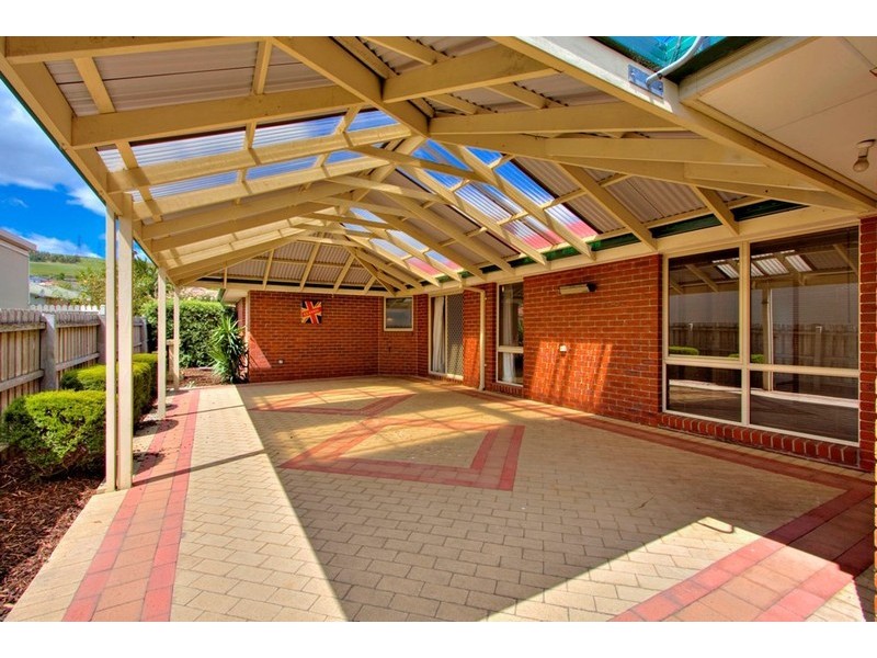 36 Ellenvale Road, Narre Warren VIC 3805