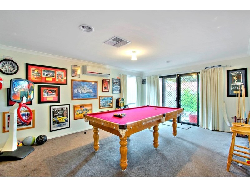 31 Norwegian Way, Narre Warren South VIC 3805