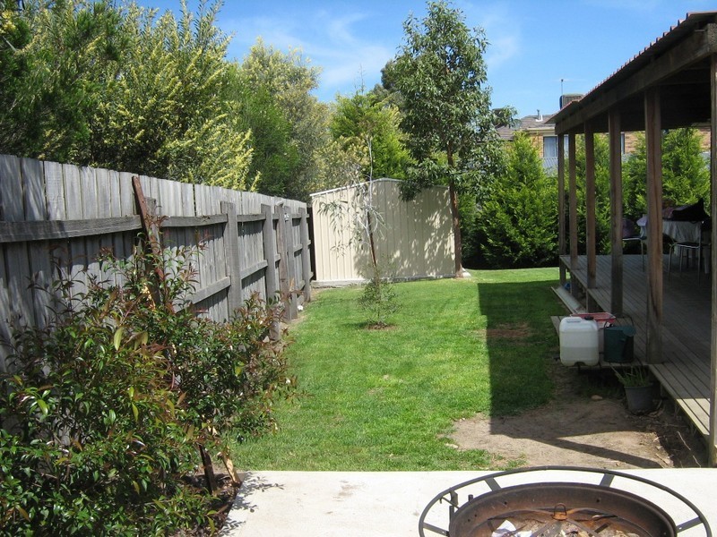 17 Greg Court, Narre Warren VIC 3805