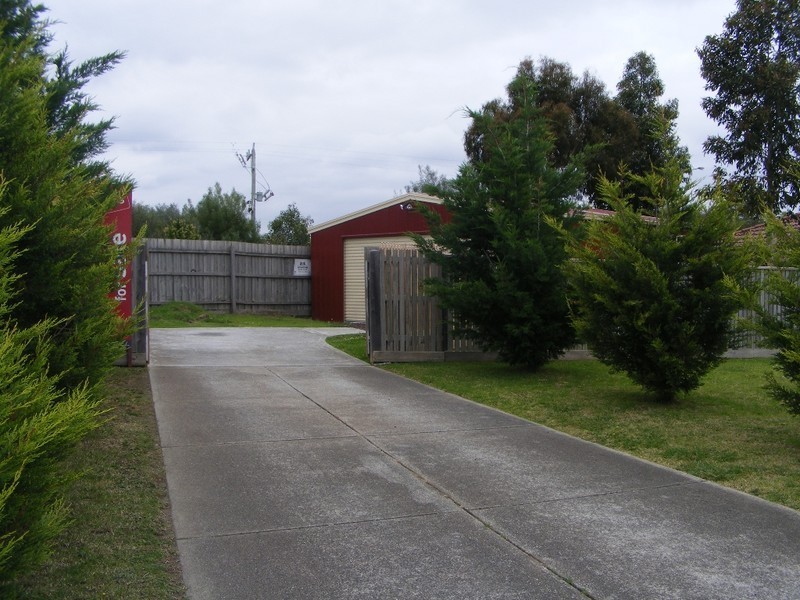 17 Greg Court, Narre Warren VIC 3805