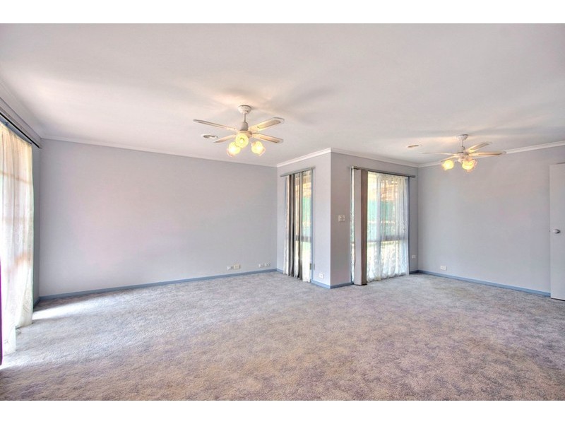 28 Jacksons Road, Narre Warren VIC 3805